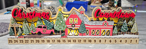 Barn Advent Calendar – Rustic Christmas Countdown Display